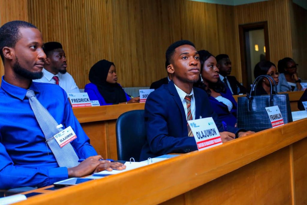 Lagos Business School Admission, 2021/2022. https://recruitbros.com/